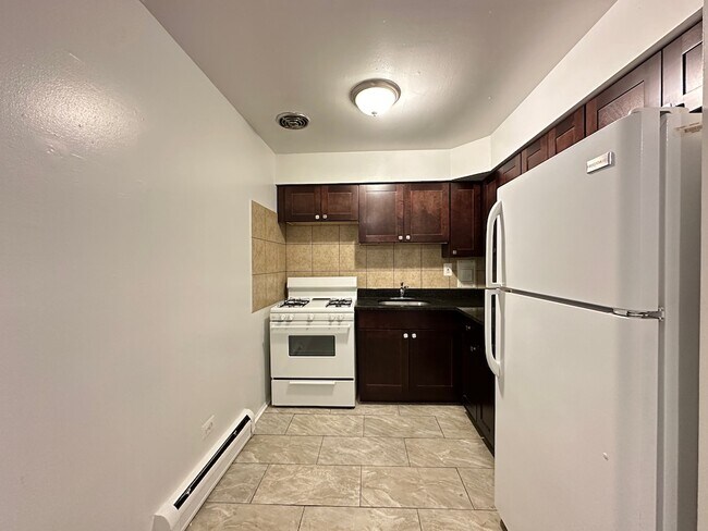 Foto del edificio - 1515 W Morse Ave
