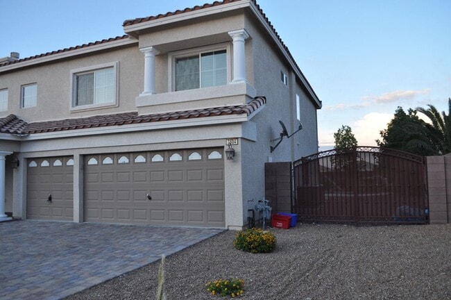 Building Photo - 7804 Jacaranda Hill Ct