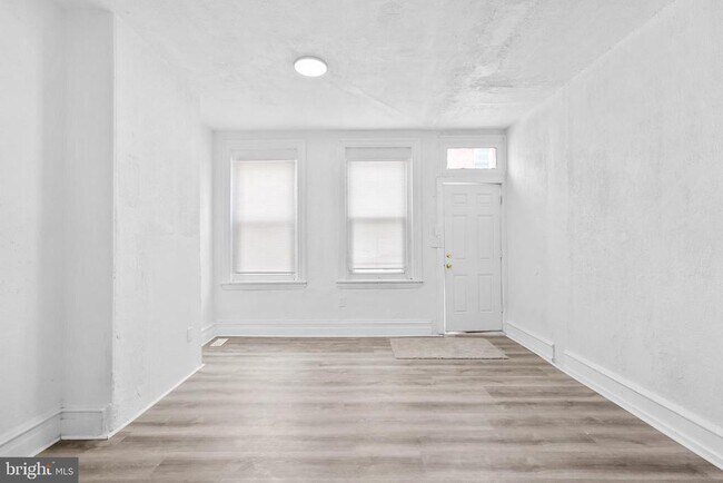 Foto del edificio - 2423 N Bouvier St