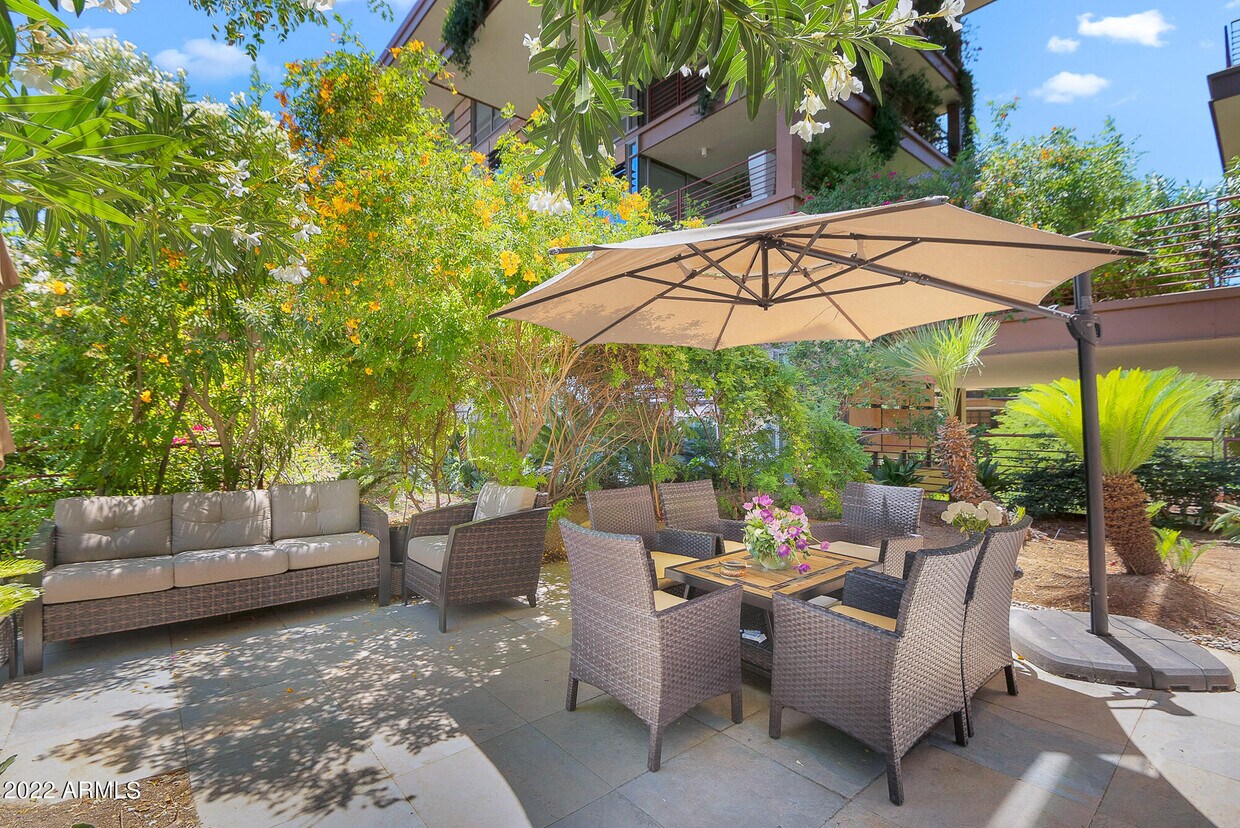 Primary Photo - 7131 E Rancho Vista Dr