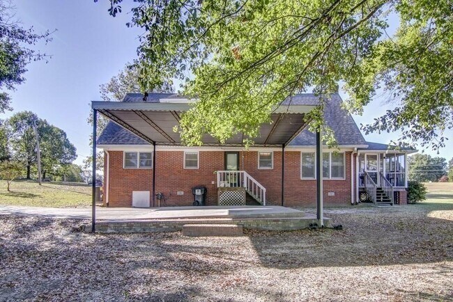 Foto del edificio - 4811 Cook Rd SW
