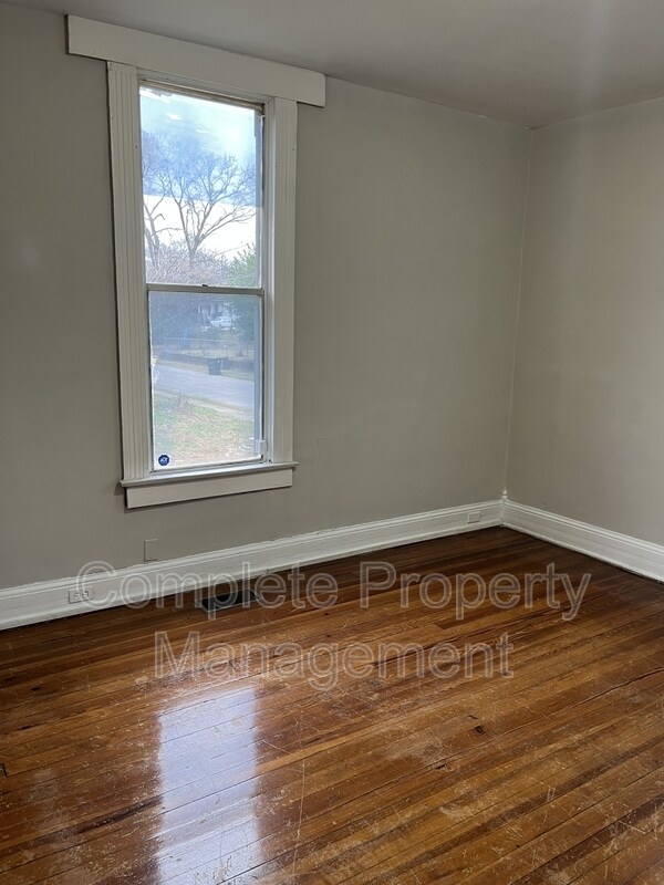 Building Photo - 5200 9th Ave N