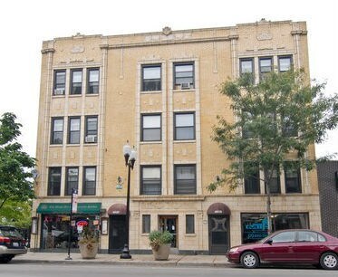 Primary Photo - 4505 N Lincoln Ave