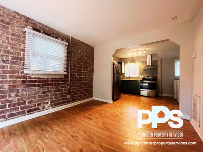Building Photo - 221 Lampkin St NE