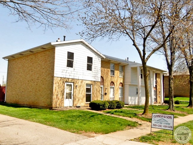 Foto del edificio - 7026 Emerald Ave