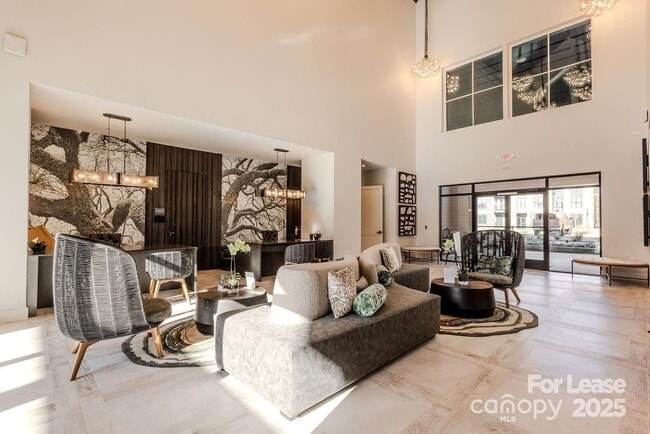 Building Photo - 3110 Doe River Wy