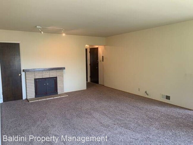 Building Photo - 2 br, 1 bath House - 1839 Alemany Blvd.
