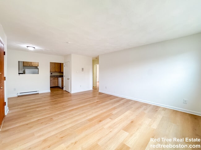 Photo - 11 Hodges Ave Apartment