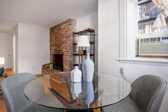 Foto del edificio - 503 Seward Sq SE