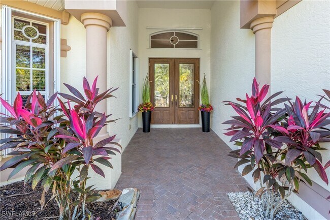 Building Photo - 4923 Cerromar Dr