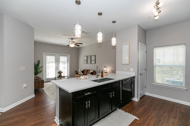 Building Photo - 701 Thomaston Crossing