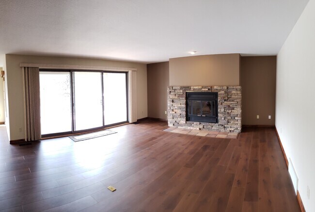 Foto del edificio - Incredible 2 bedroom Condominium with Rive...