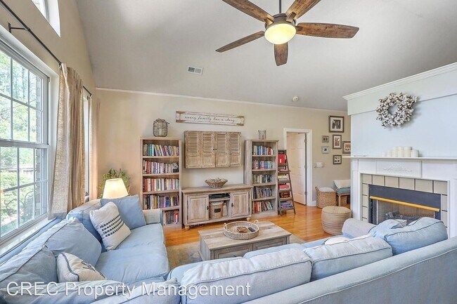 Foto del edificio - 4 br, 2 bath House - 4205 Wildwood Landing