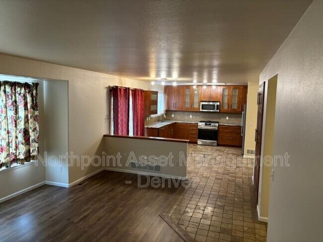 Foto del edificio - 3 BR/3BA | Newly Renovated Single Family Home |  Back Deck | In Highlands Ranch!