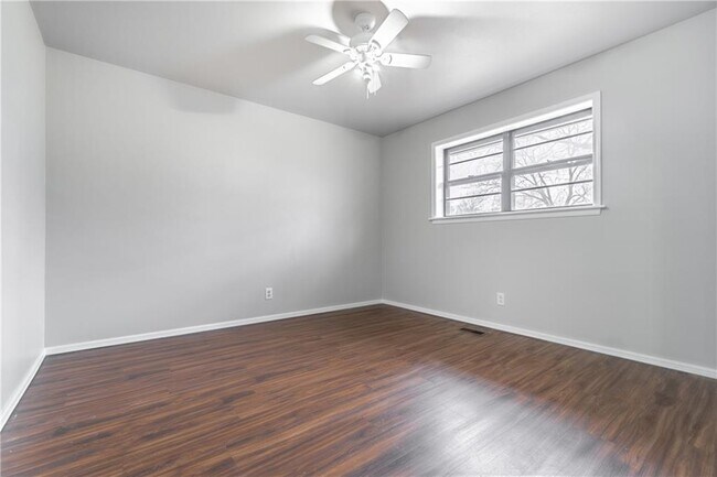 Foto del edificio - 601 N Valley W Dr