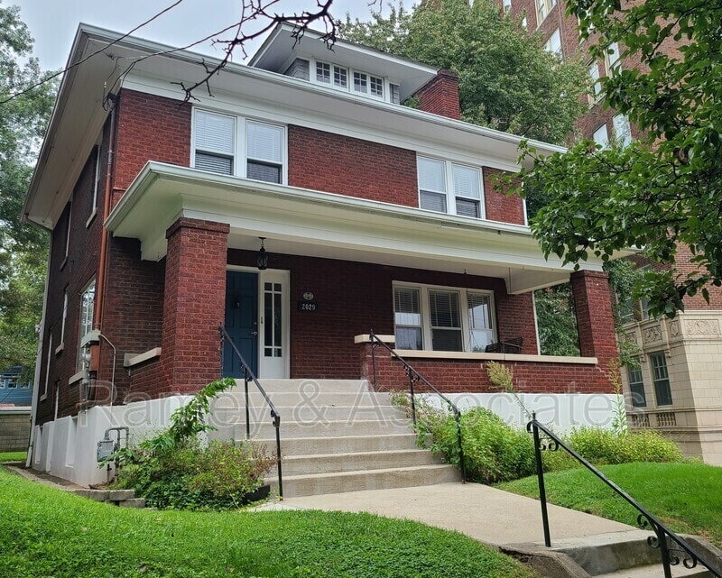 Photo - 2029 Baringer Ave