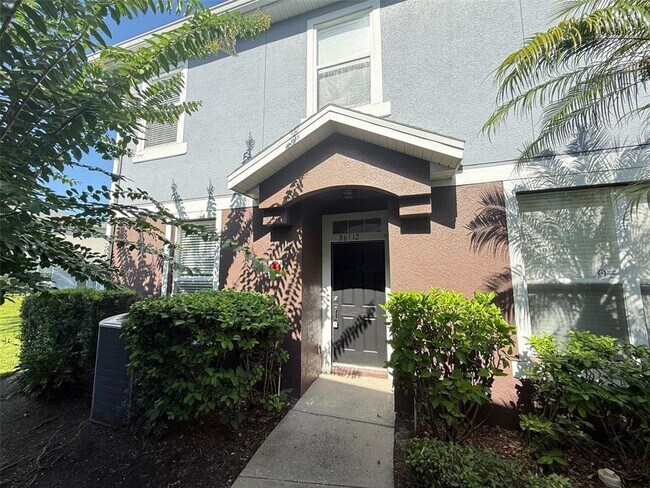 Foto del edificio - 6512 S Goldenrod Rd