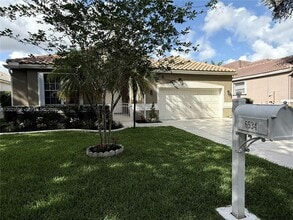 Building Photo - 6534 NW 80th Dr