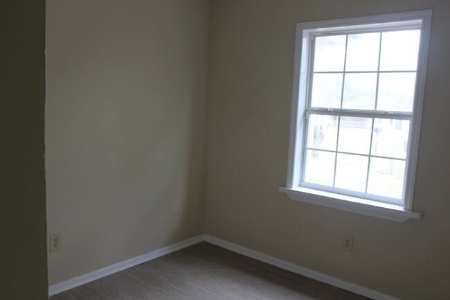 Building Photo - 413 Vick St