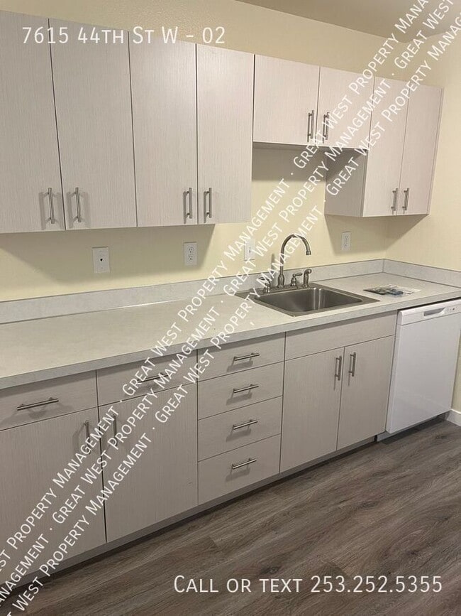Building Photo - 7615 44th St W