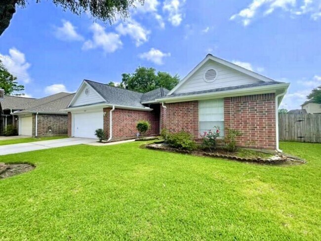 Foto del edificio - 15514 Heritage Country Ct