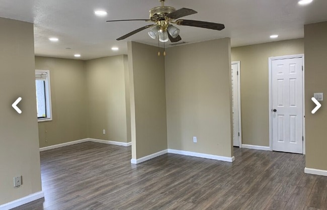 Building Photo - 129 Springwood Cir