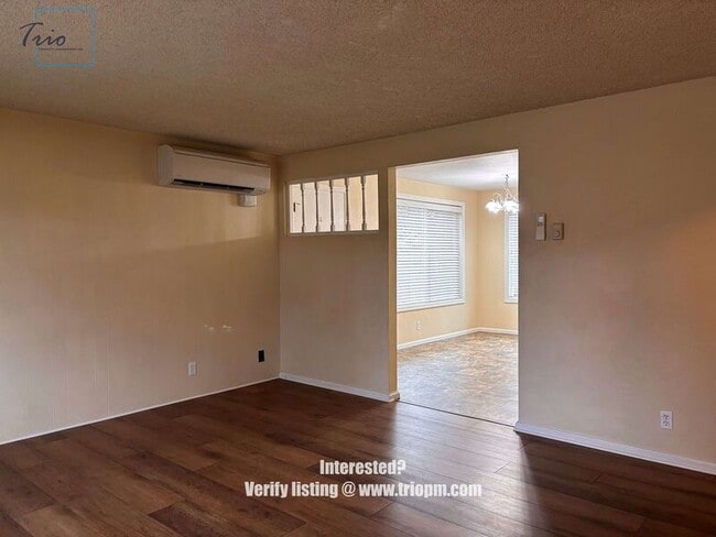 Foto del edificio - 1398 Corum Ave