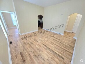 Building Photo - 5714 7th Ave