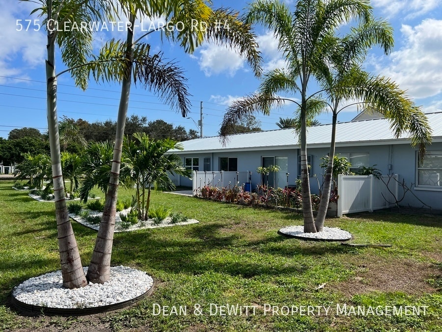 Foto principal - 575 Clearwater Largo Rd