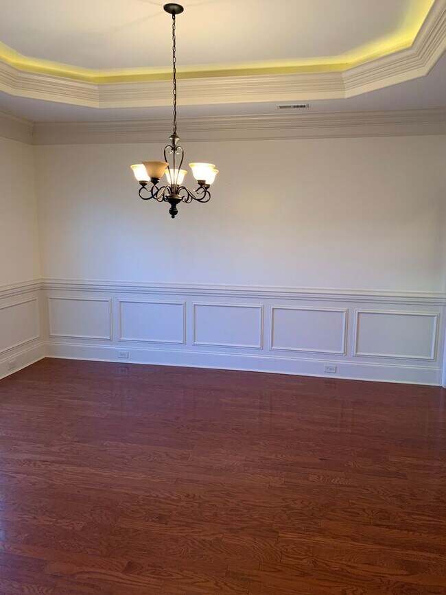 Building Photo - 4 br, 3.5 bath House - 105 Lightning Bug C...