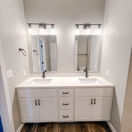 Foto del edificio - 230 Divide Dr