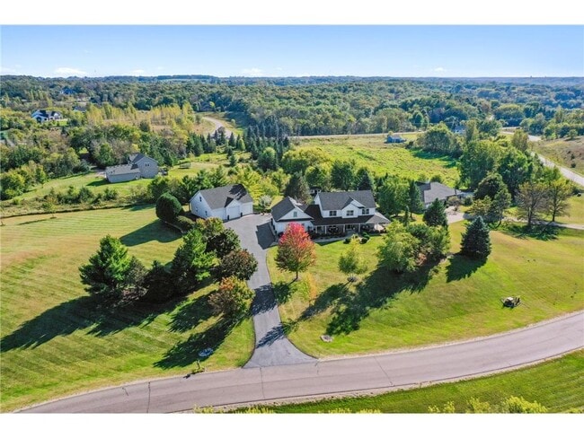 Building Photo - 9520 Scott St