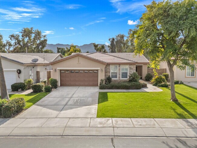 Foto del edificio - 81835 Golden Star Way