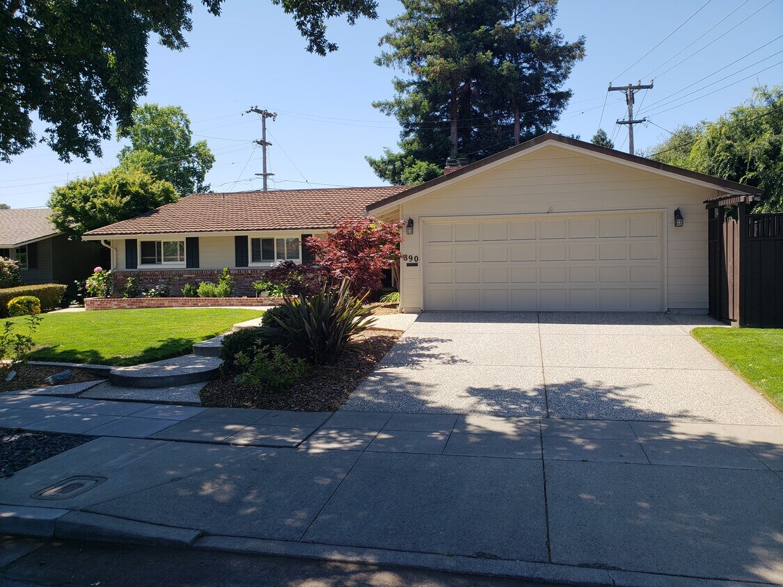890 W Remington Dr, Sunnyvale, CA 94087 House for Rent in Sunnyvale
