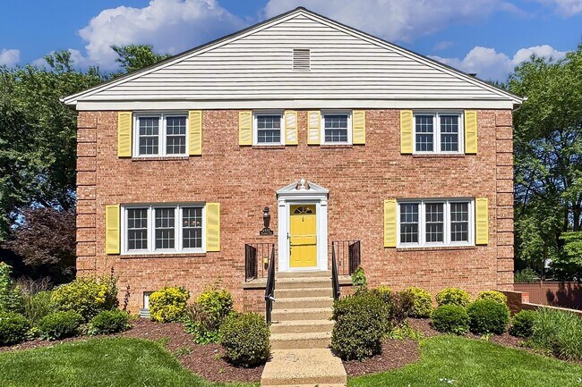 Building Photo - 6572 Flagmaker Ct