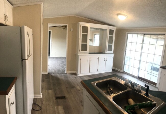 Foto del edificio - Newly remodeled 3 BDR / 2 BA