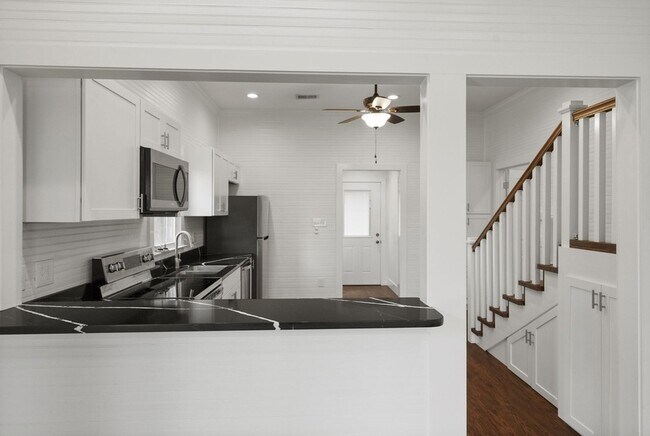 Building Photo - 1214 Woodard Reid Road