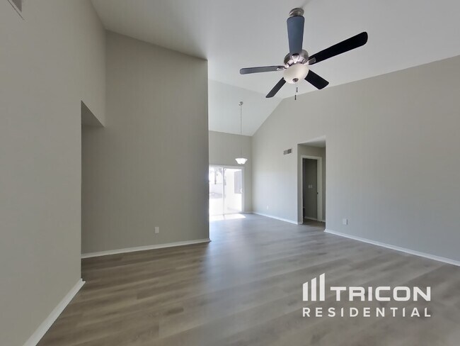 Foto del edificio - 19215 N 47th Ave