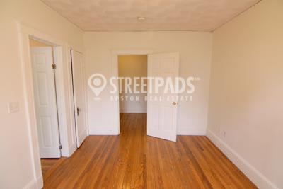 Building Photo - 2 bedroom in Somerville MA 02143