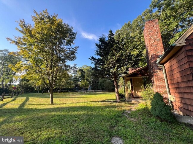 Building Photo - 51 Elfman Dr