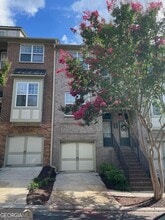 Building Photo - 2042 Cobblestone Cir NE