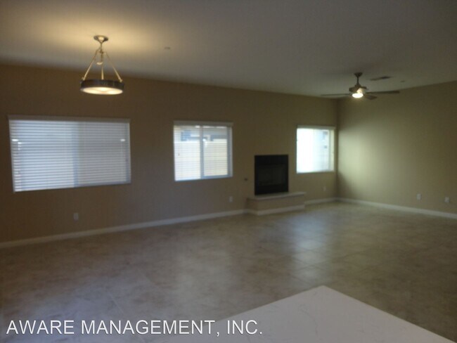 Building Photo - 4 br, 2.5 bath House - 8937 MAGNOLIA AVE