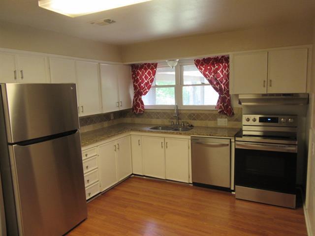 Building Photo - 2509 S 25th St