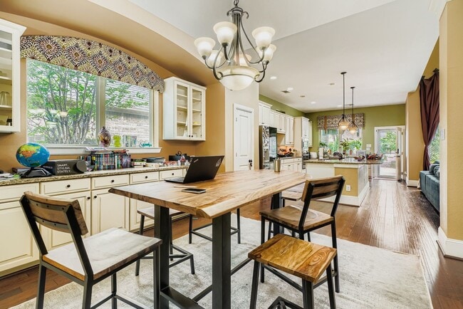 Foto del edificio - 28118 Harper Creek Ln