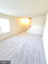 Building Photo - 129 La Grange Ave