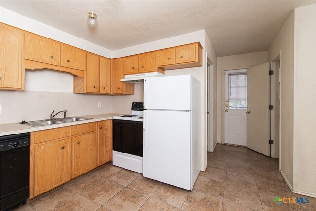 Foto del edificio - 4408 Deek Dr