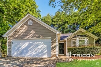 Building Photo - 2487 Archwood Way