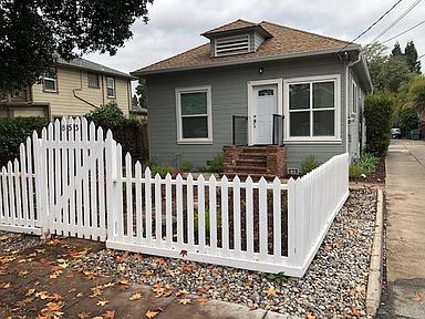 Building Photo - 853 Channing Ave