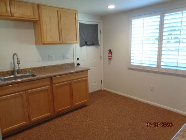 Foto del edificio - Charming Quartz Hill Guest House