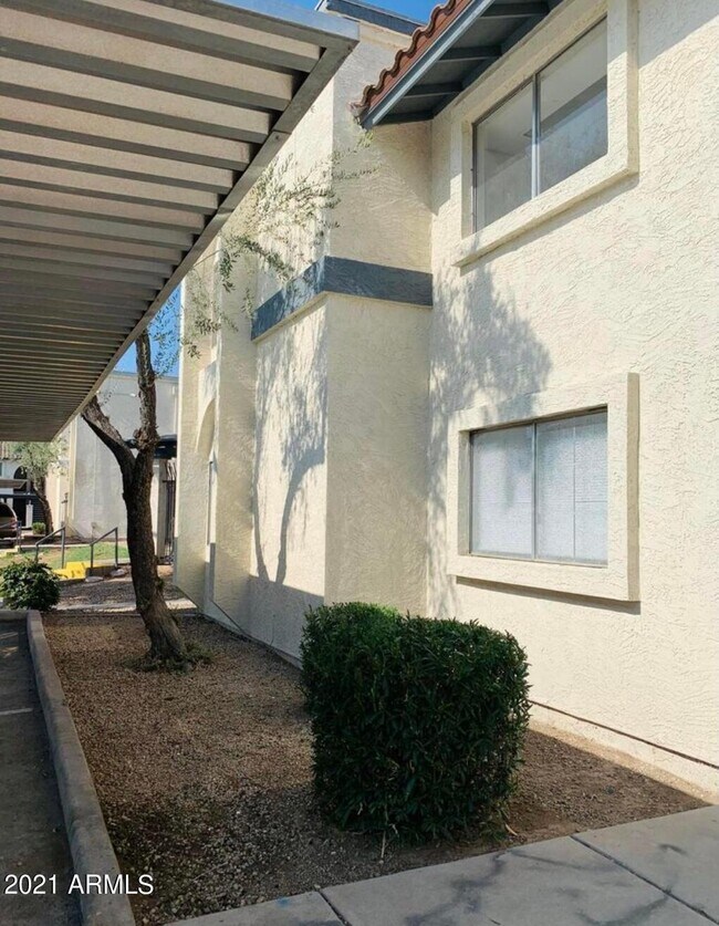 Foto del edificio - 10814 N 16th Ave